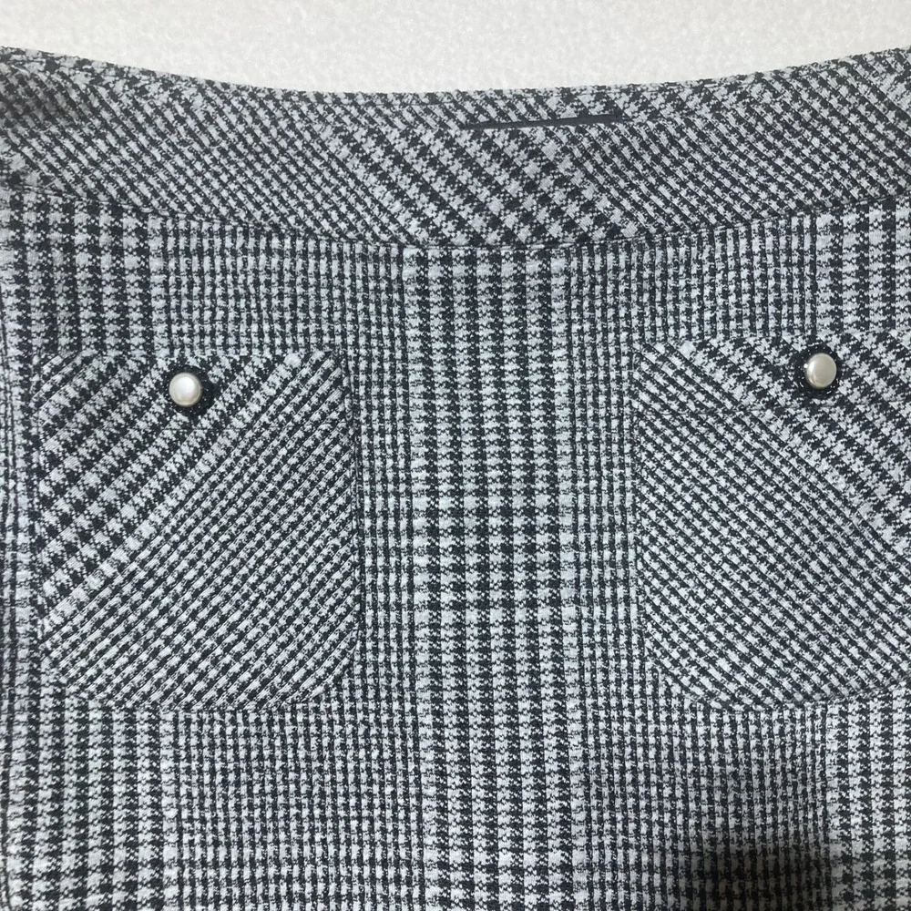 Karl Lagerfeld Paris Womens Size 6 Houndstooth Plaid Mini Skirt Pearl‎ Accents